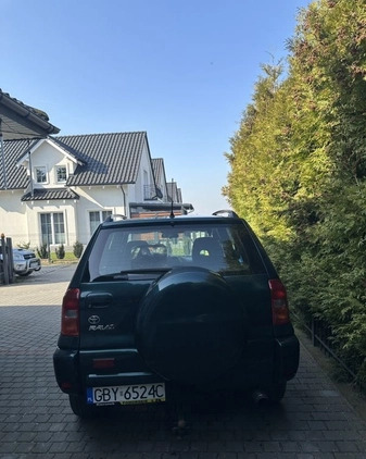 Toyota RAV4 cena 18500 przebieg: 272000, rok produkcji 2003 z Gdańsk małe 154